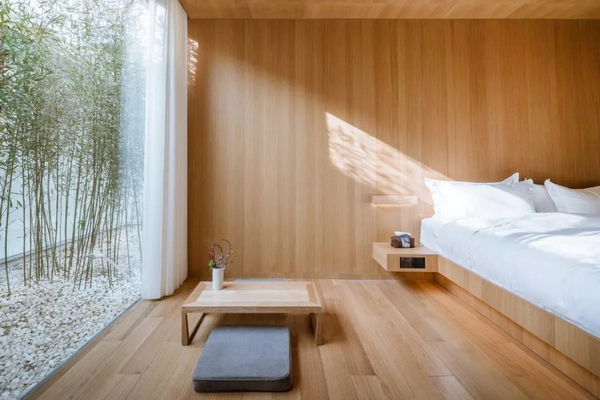 “疊院兒”最難能可貴的一點是重新梳理了新與舊、內(nèi)與外、人工與自然的關(guān)系