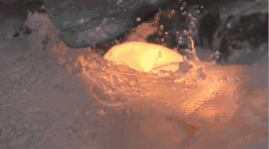 誰說玻璃磚過時了？人家不僅藝術(shù)感超強(qiáng)還能隔音